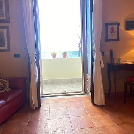 Nice Sicily Little Family Home Acireale Εξωτερικό φωτογραφία