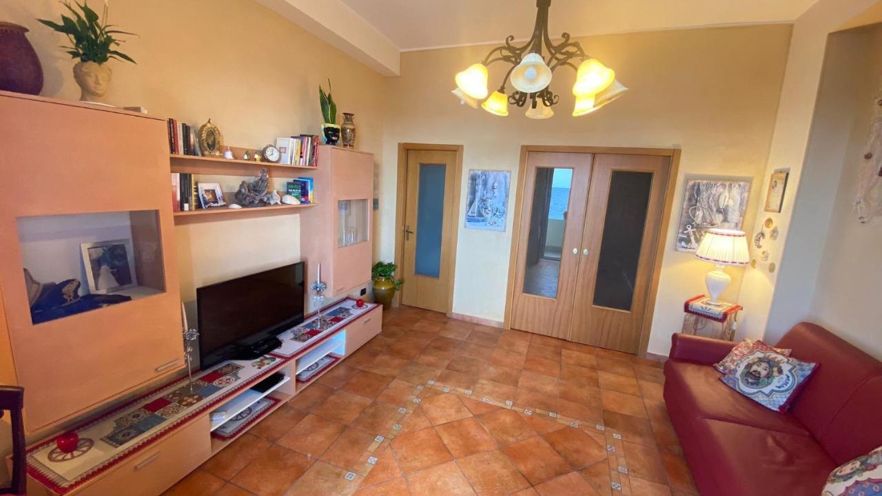 Nice Sicily Little Family Home Acireale Εξωτερικό φωτογραφία