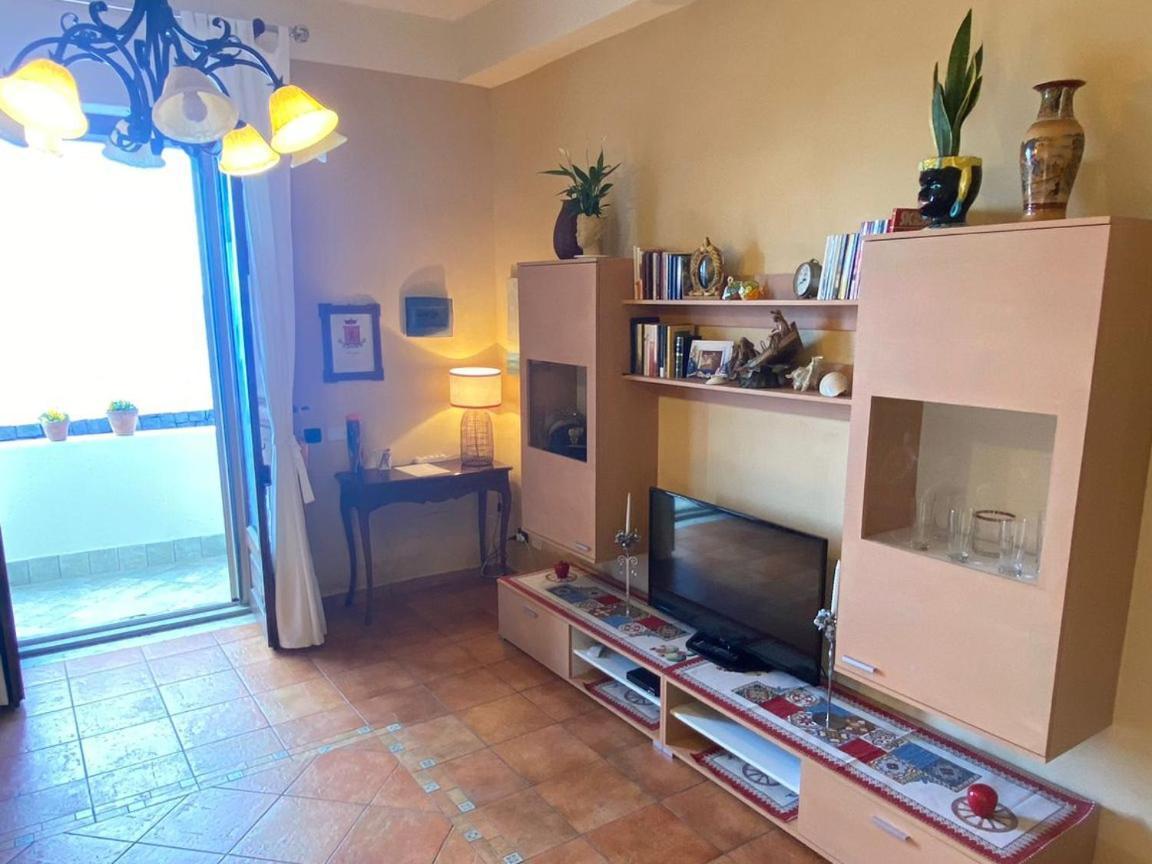 Nice Sicily Little Family Home Acireale Εξωτερικό φωτογραφία